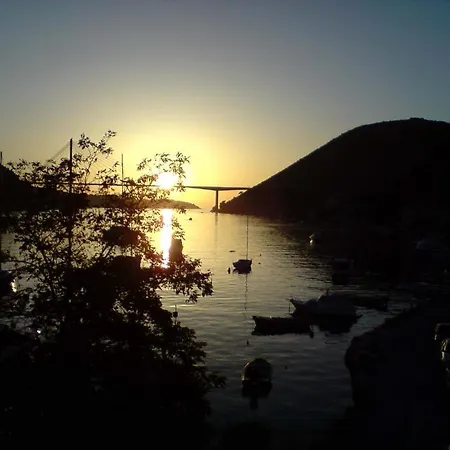 Suton Mokošica